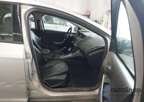 2014 Ford Focus Se from USA, damaged, VIN 1FADP3K27EL213505